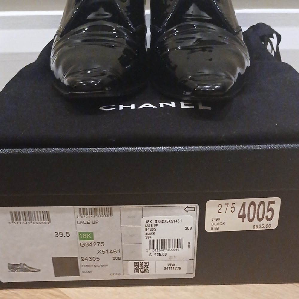 ATHENTIC/REAL CHANEL Black Patent Leather Lace-Up Derby Shoes